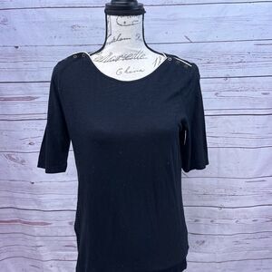 Kenar large black t shirt with buttons on shoulders and‎ white edging